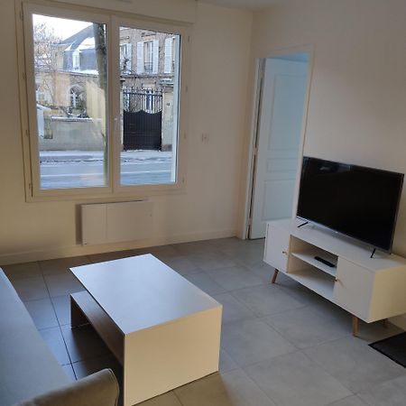 Appartement Cosy Avec Place De Parking Privee Le Mans Exteriér fotografie